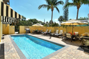 Monarch Villa - 5542 W